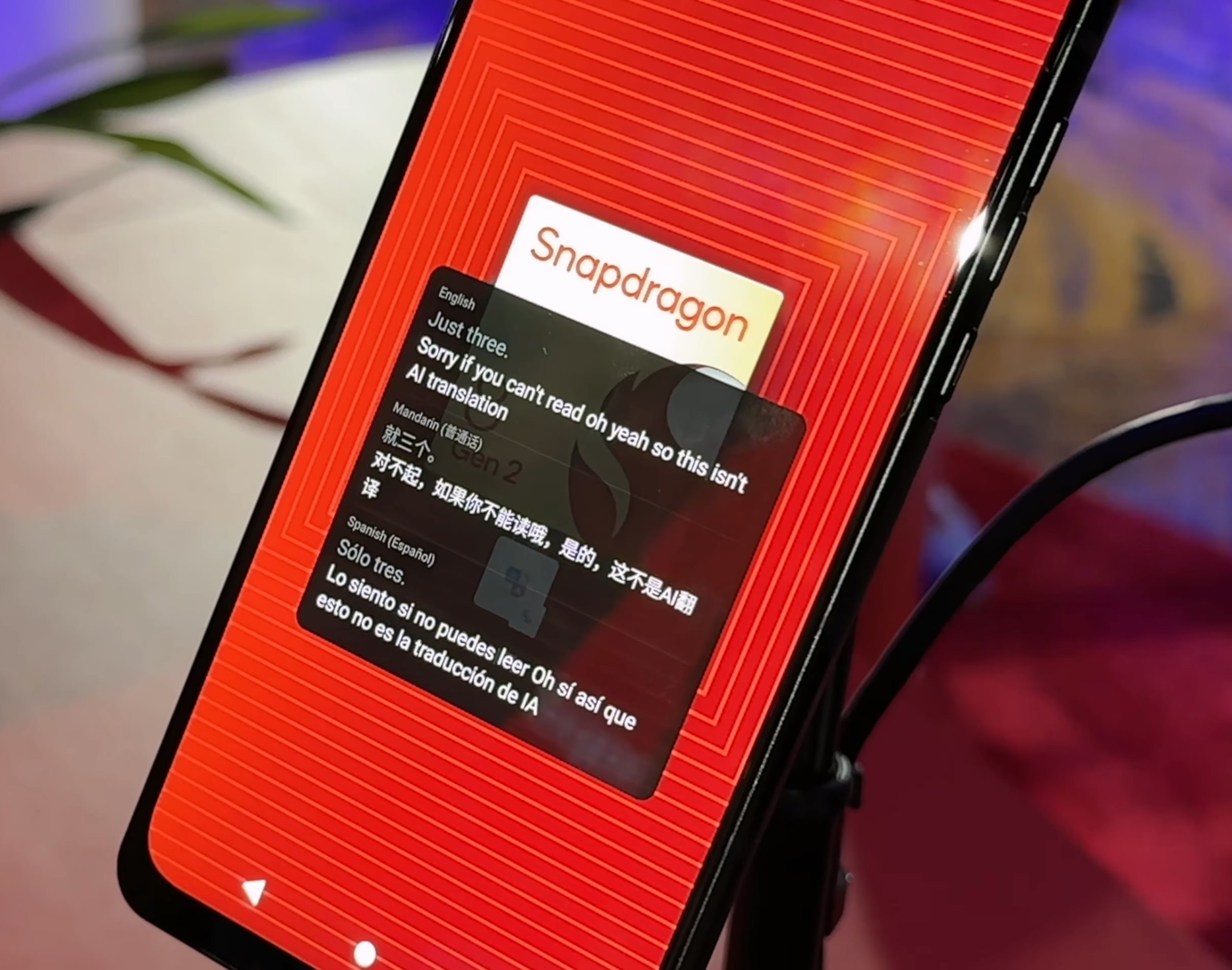 The First Snapdragon 8 Gen 2 Phone!.mkv_20221117_111137.081.jpg