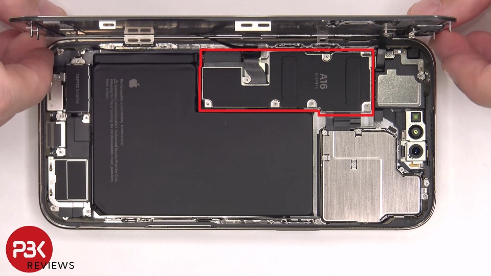 Apple iPhone 14 Pro Max Disassembly Teardown Repair Video Review.mkv_20220915_203937.497.jpg