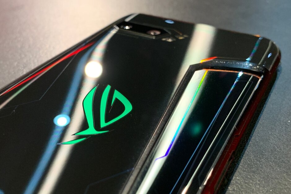 asus-rog-phone-2-preview-hands-on-003.jpg