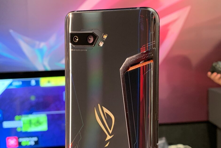 asus-rog-phone-2-preview-hands-on-005.jpg