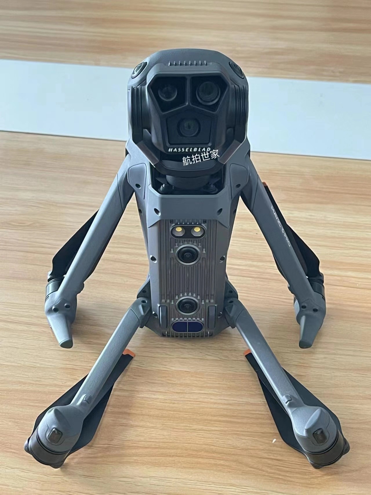 dji-mavic-3-pro-drone-3.jpg