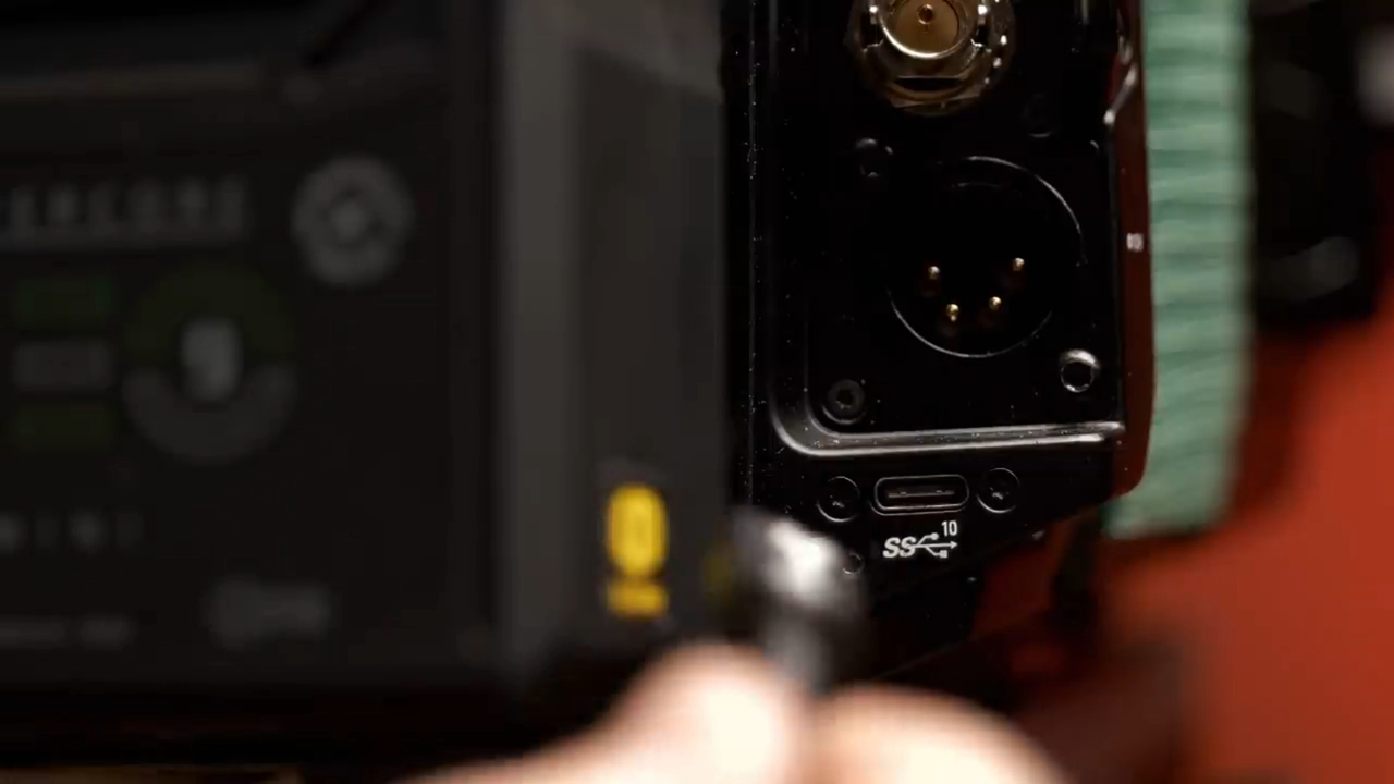 Blackmagic Ursa Mini Pro 12K - Mirrorless cameras need these features!_20210301_184111.516.png