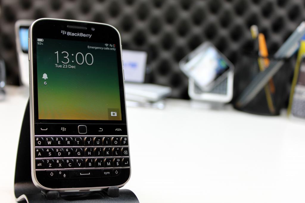 blackberry-classic-smartphone.jpg