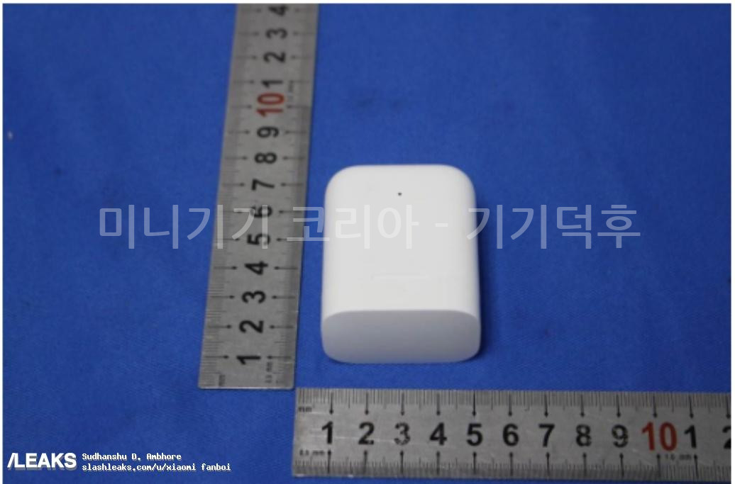 xiaomi’s-mi-true-wireless-earphones-images-leaked-through-fcc.jpg