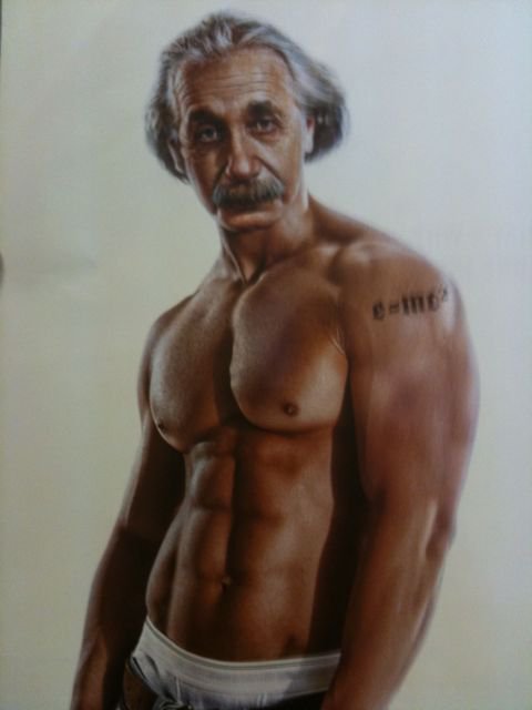 Funny picture Einstein Muscleman.jpg