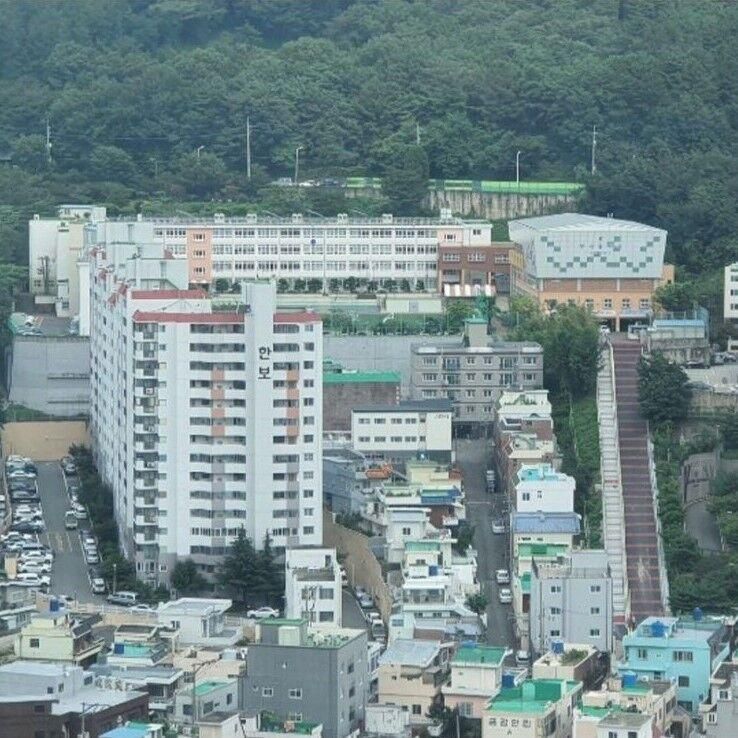 2 부산의 어떤 중학교 등하교길의 경사도 부산 부곡중학교.jpg