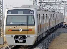 270px-Metro_9_Class_9000_EMU.jpg