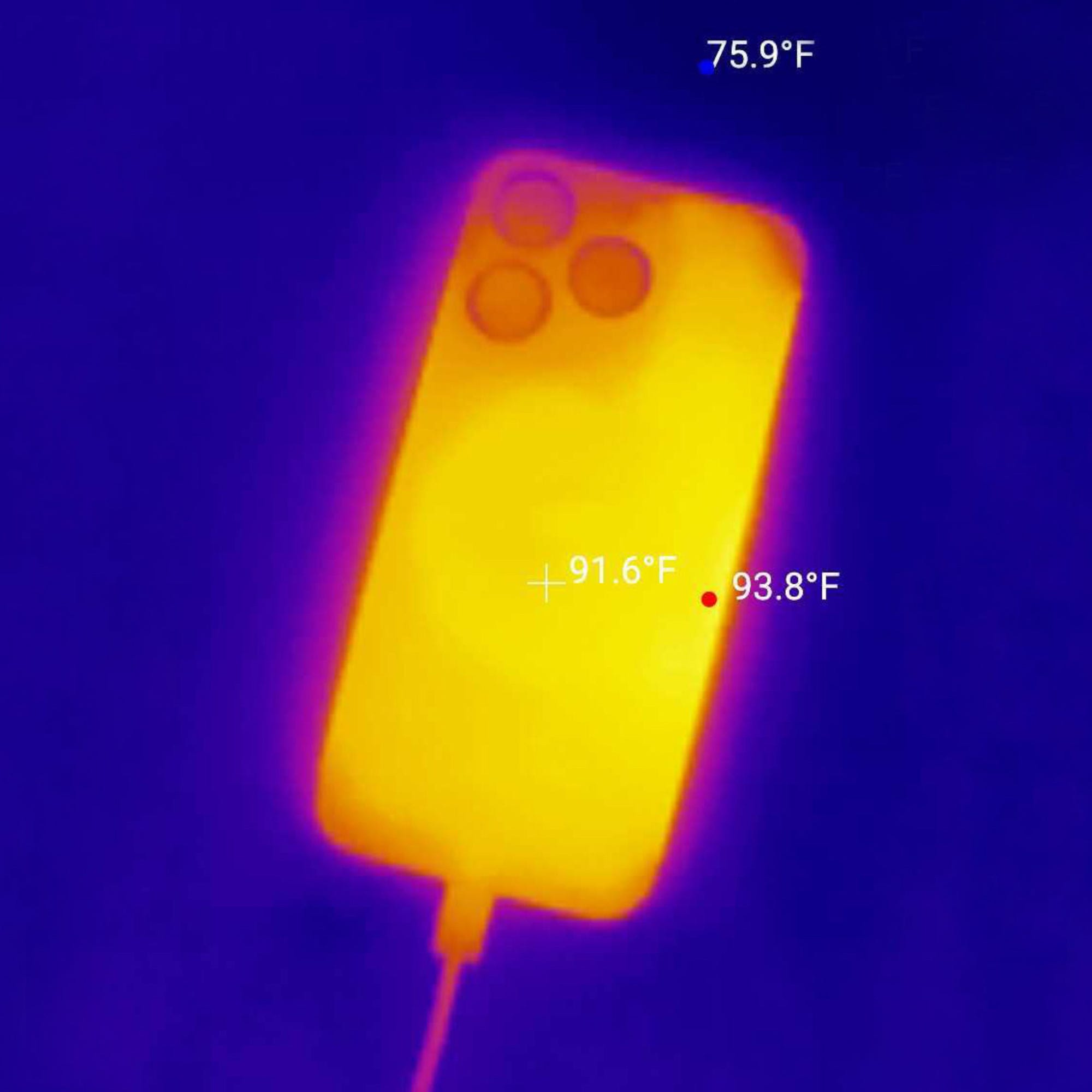 thermal-iphone-15-pro-heat-after-17-0-3.jpg