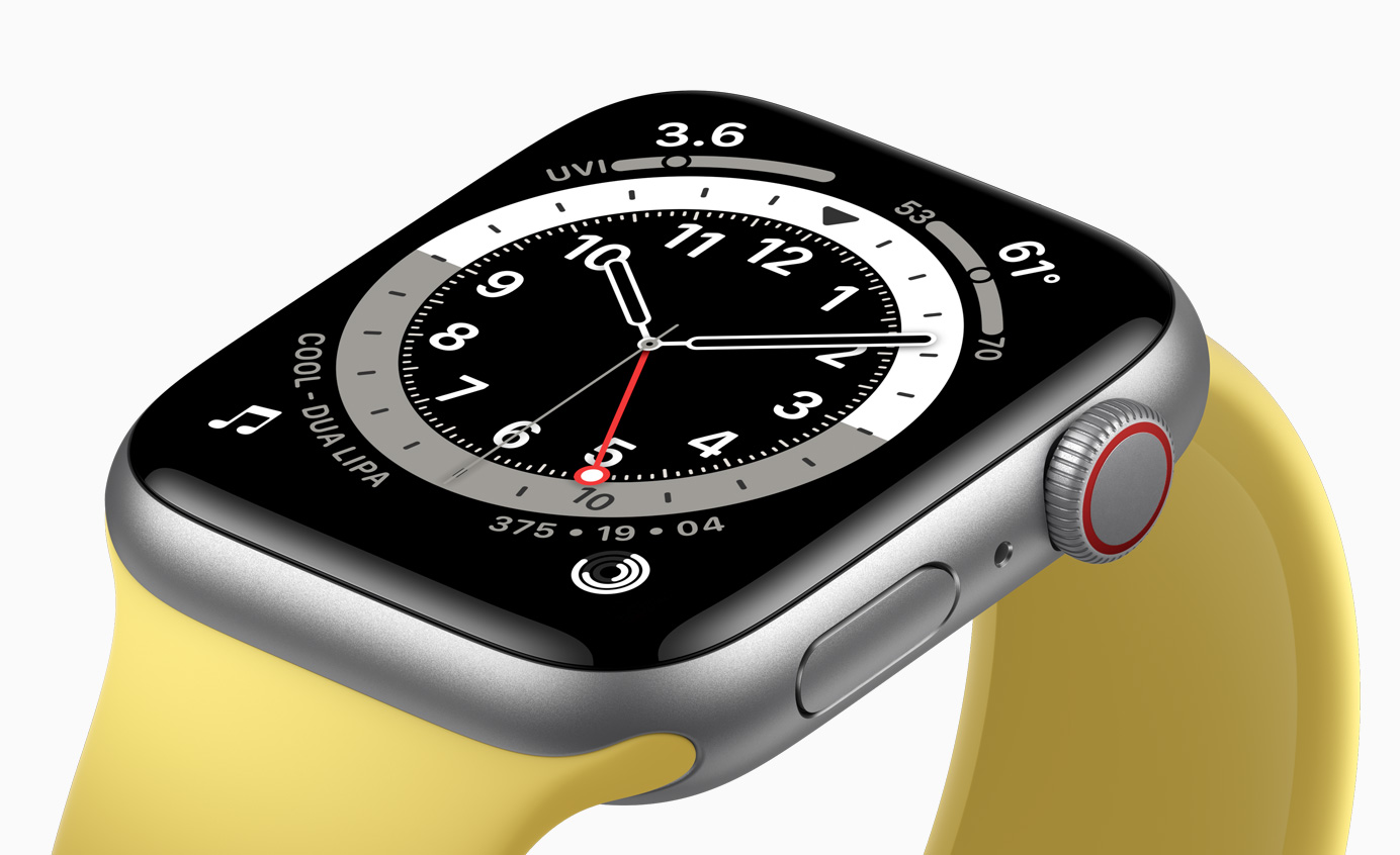 Apple_watch-SE-Aluminum-silver-case-yellow-band_09152020_big.jpg.small_2x.jpg