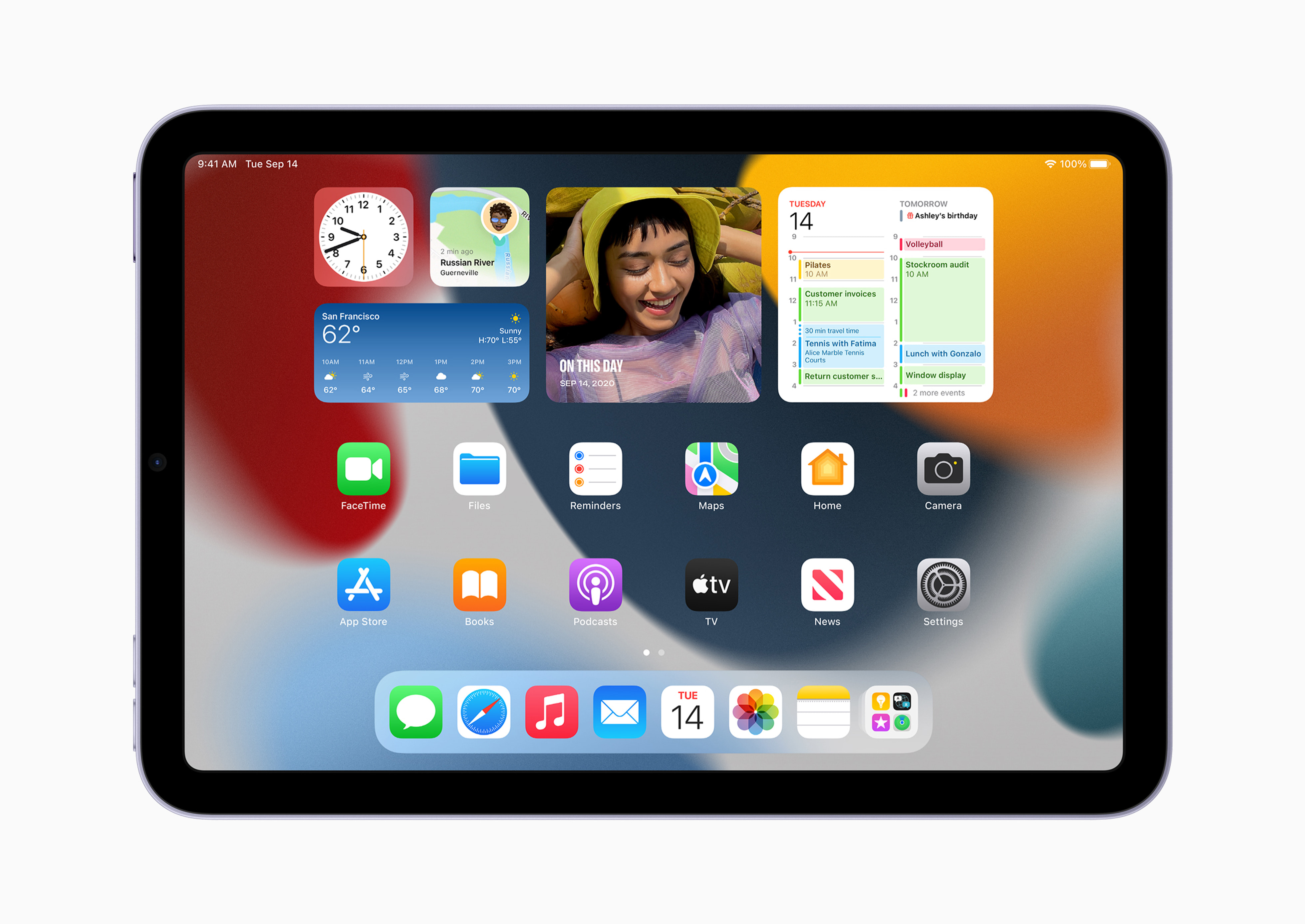 Apple_iPadOS15_iPad-mini-Widgets_09202021_big.jpg.slideshow-xlarge_2x.jpg