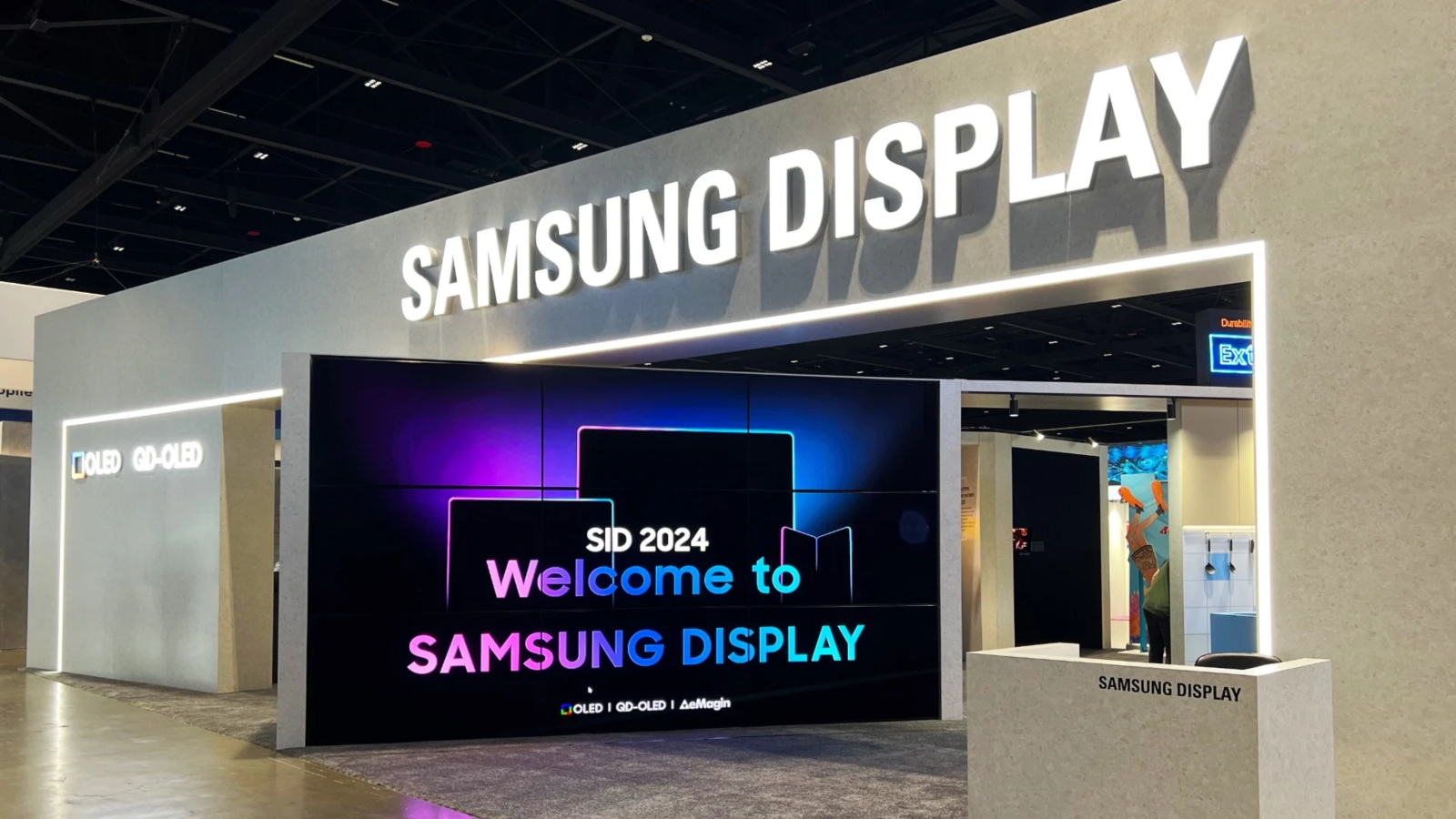 수정됨_Samsung-Display-SID-2024-Expo-Booth.jpg